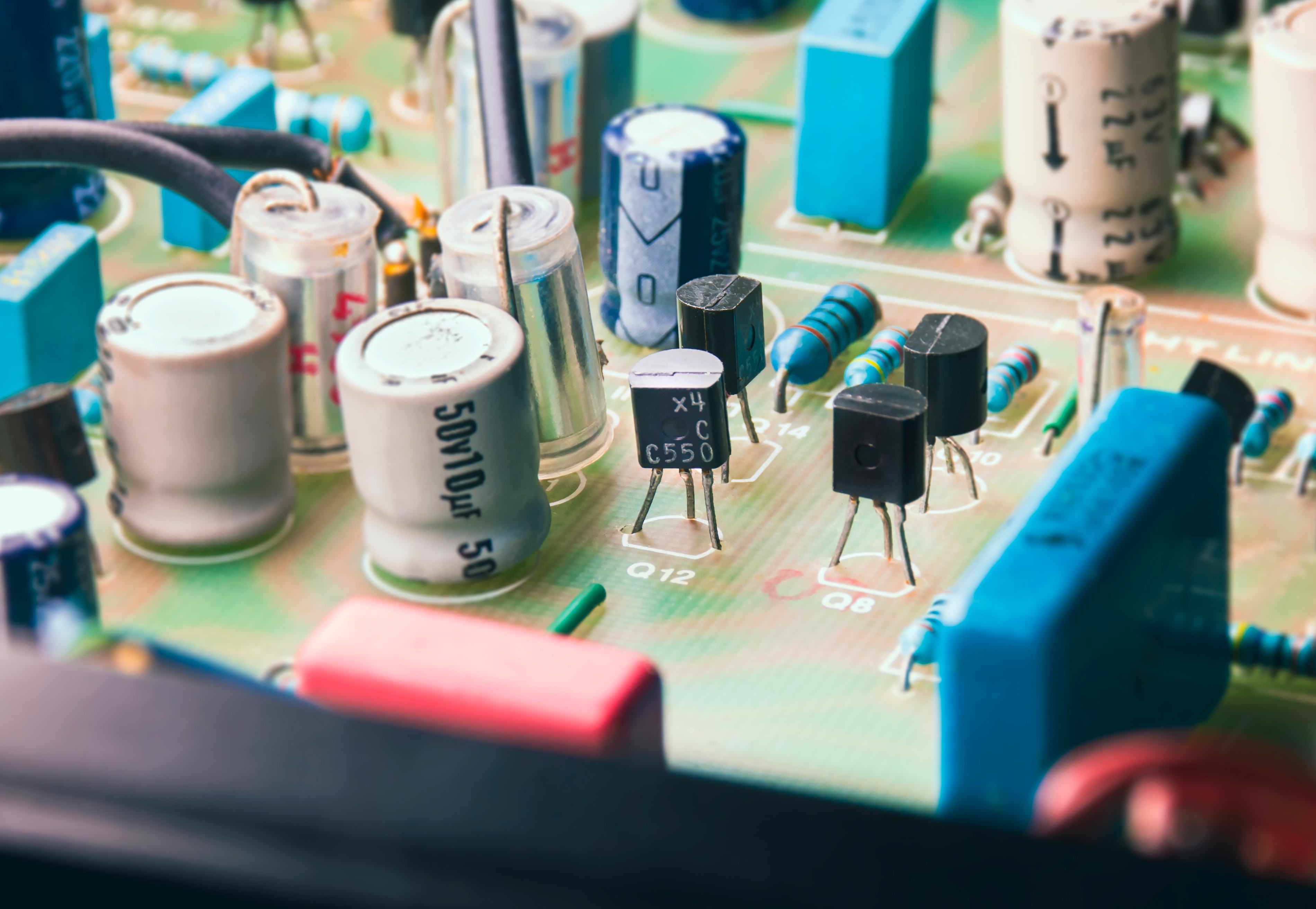 ELECTRONIC & ELECTRICAL EQUIPMENT